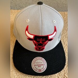 Mitchell & Ness Chicago Bulls Hat Gray Black Adjustable Snapback OS NEW